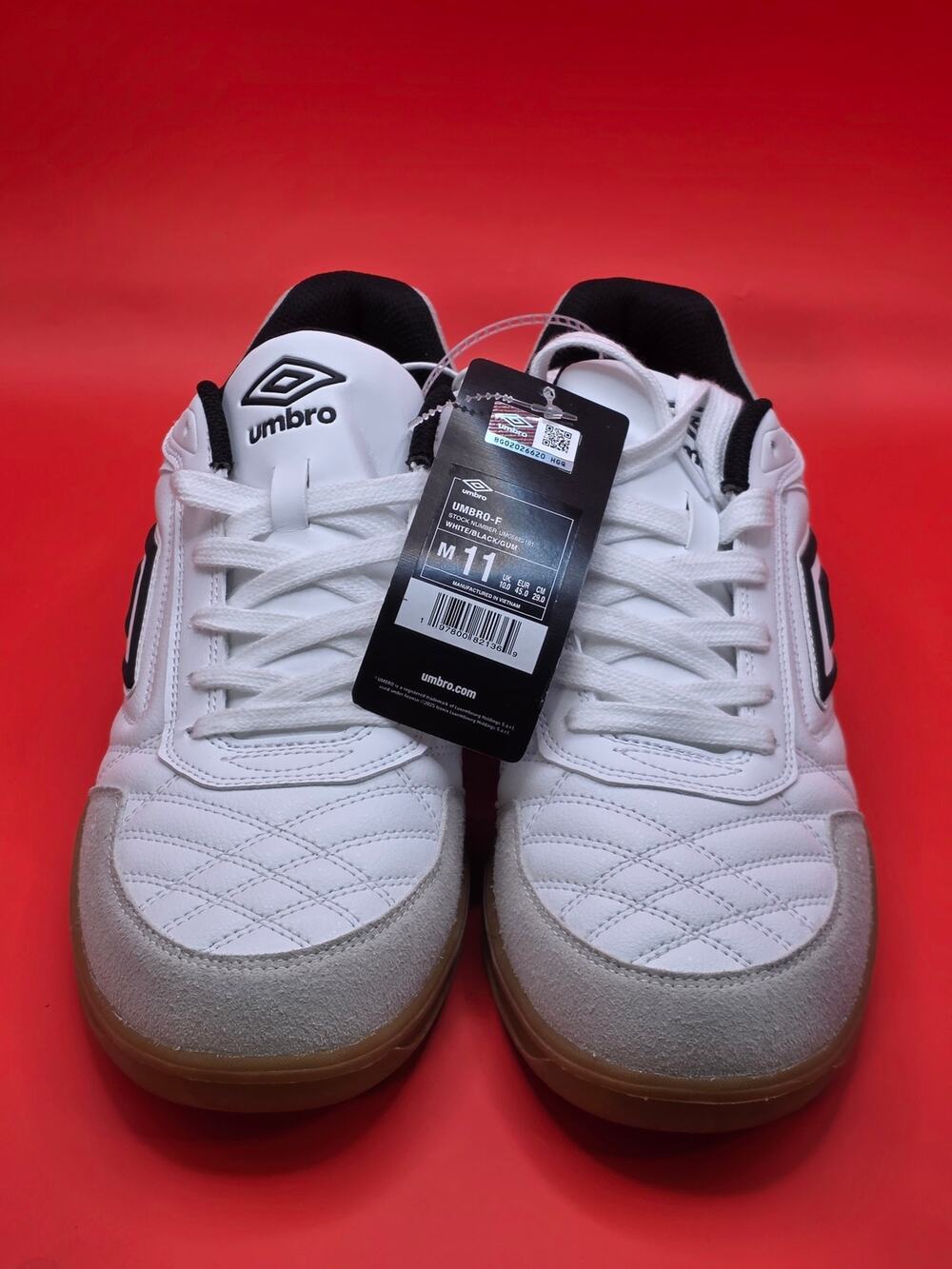 Umbro Men’s 11 White Black Gum Sole Soccer Terrace Sneakers Blokecore NWOB